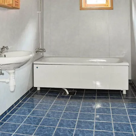 Holiday Home Aven Feriehus Hyllestad