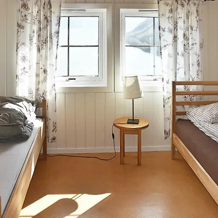 Vakantiehuis Holiday Home Aven Hyllestad