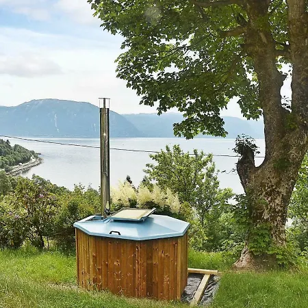 Holiday Home Aven Hyllestad